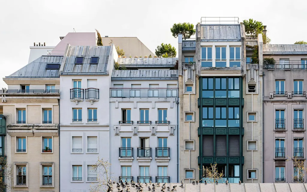 Aménager un rooftop : transformer votre toit en oasis urbaine
